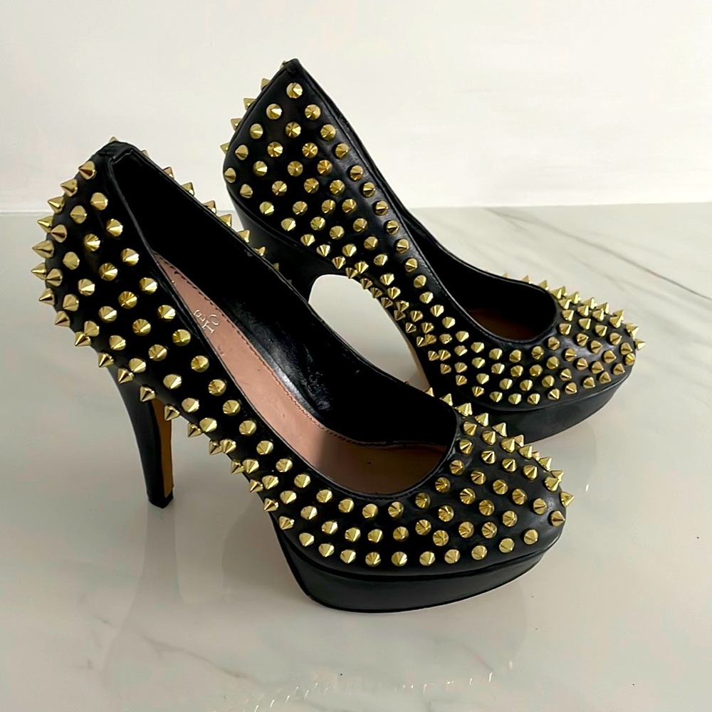Vince Camuto stud heels